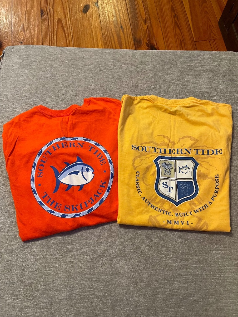 Southern Tide T-Shirt - Bundle Lot of 2 - Short & Long Sleeve - Like New!